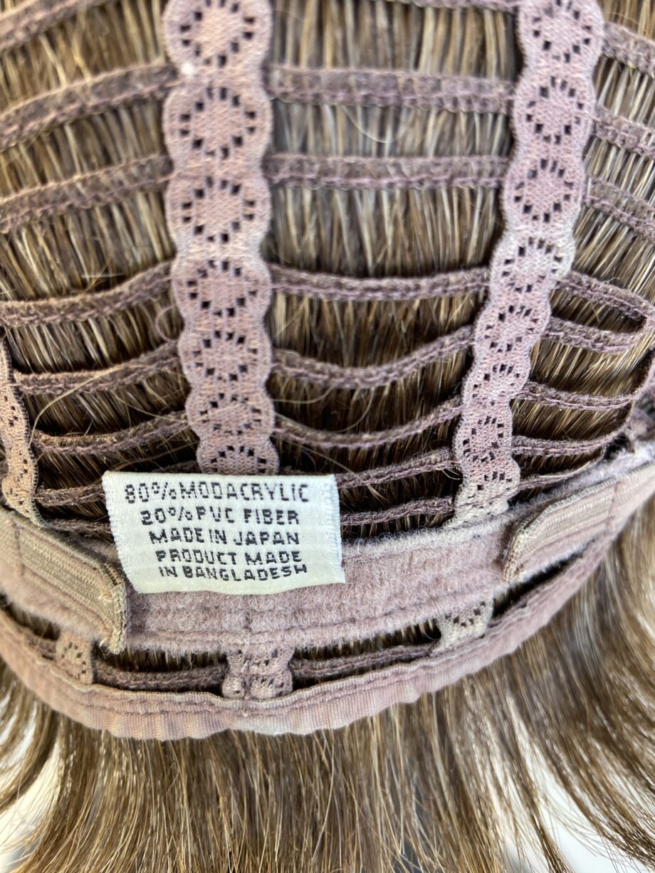 Highlighted brown wig. Blss214