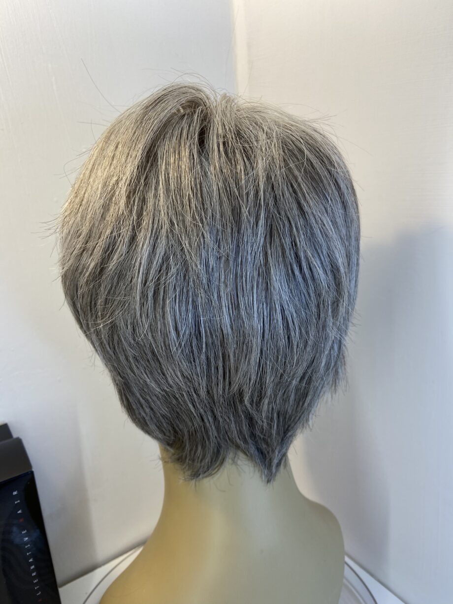 Short grey Rene of Paris wig. Bbgss404