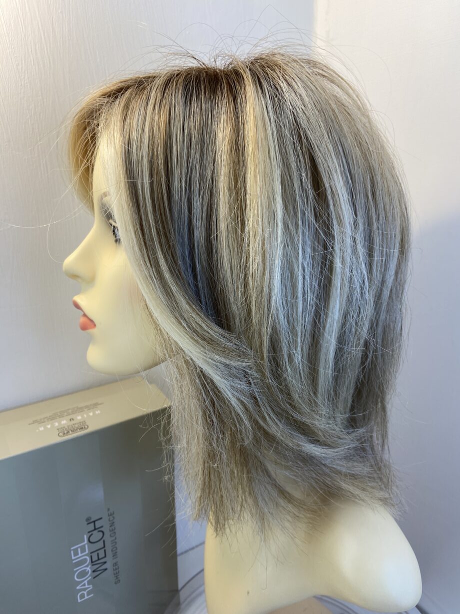 Raquel Welch soft cap blonde wig. Bblls409