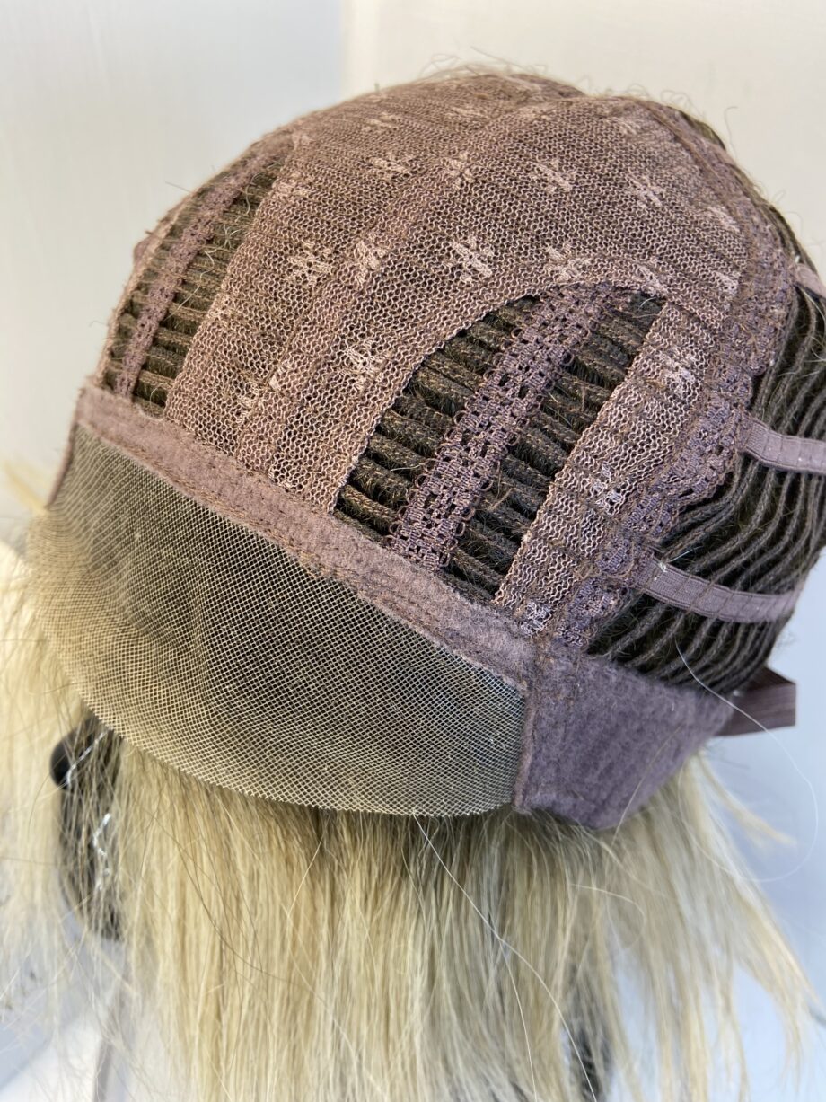 Jon Renau blonde rooted wig. Bblms416