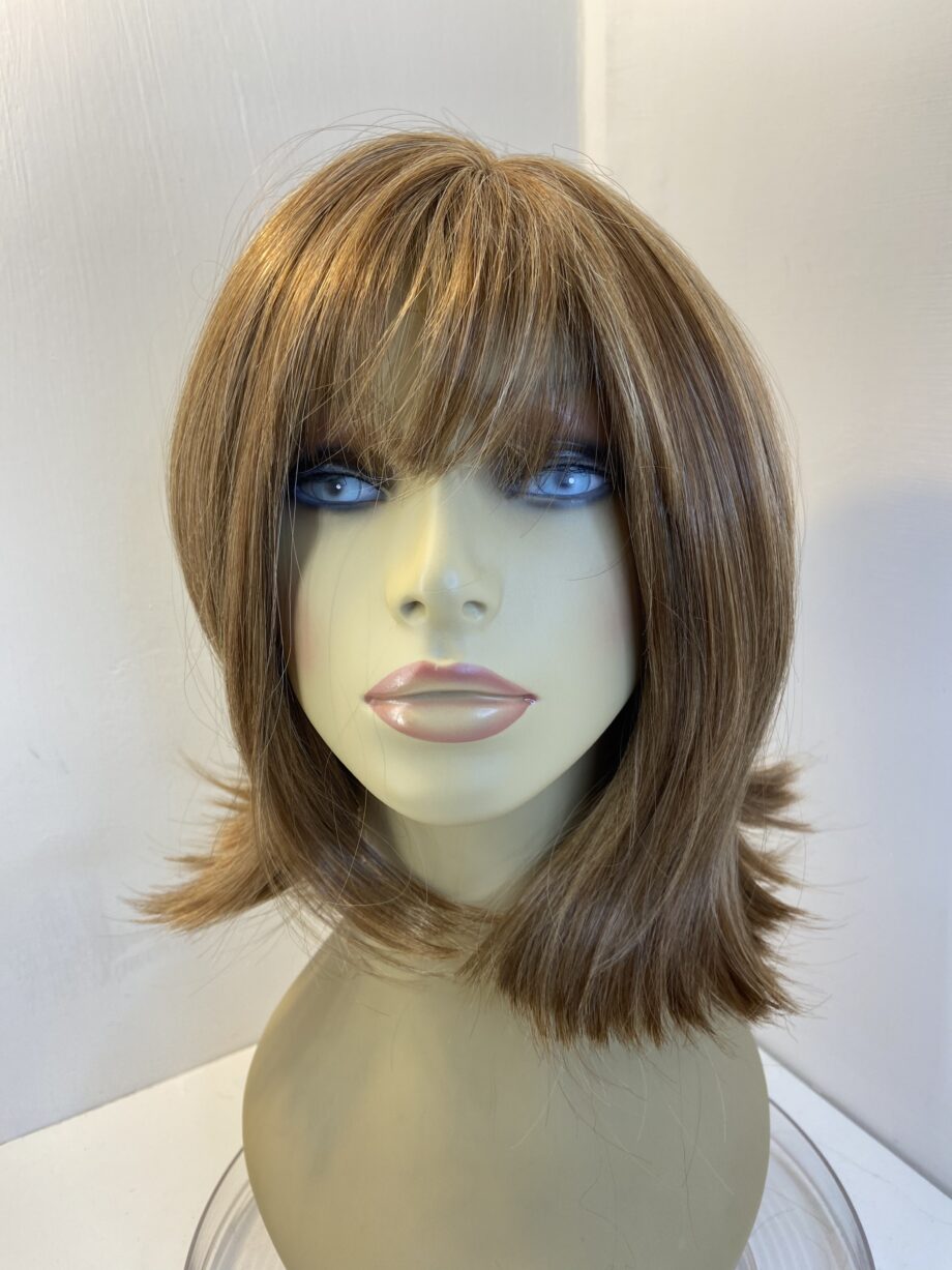 Super soft blonde new wig. Blms729