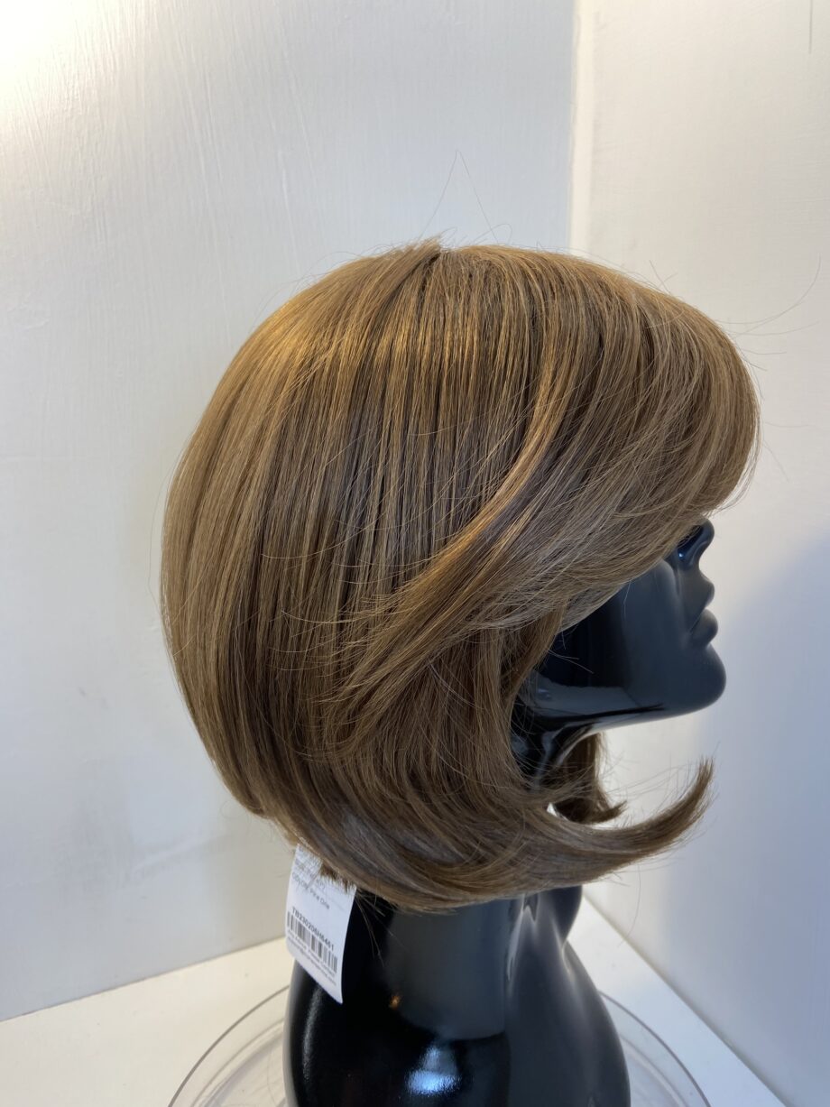Mid length new brown wig. Brms731