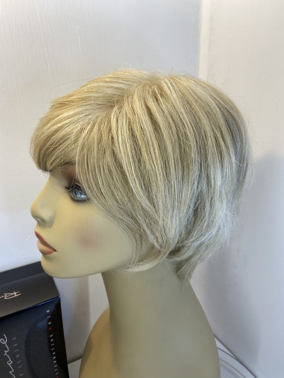 Blonde Rene of Paris wig. Bblss405