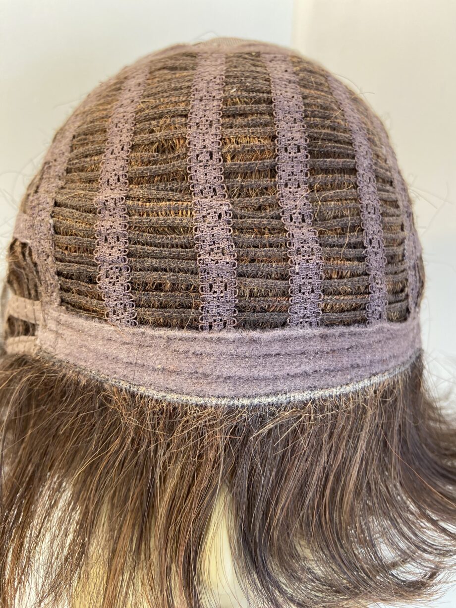Auburn wavy Ellen Wille wig. Aumw212
