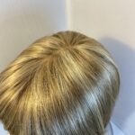 Stunning blonde mid length wig. Blls566