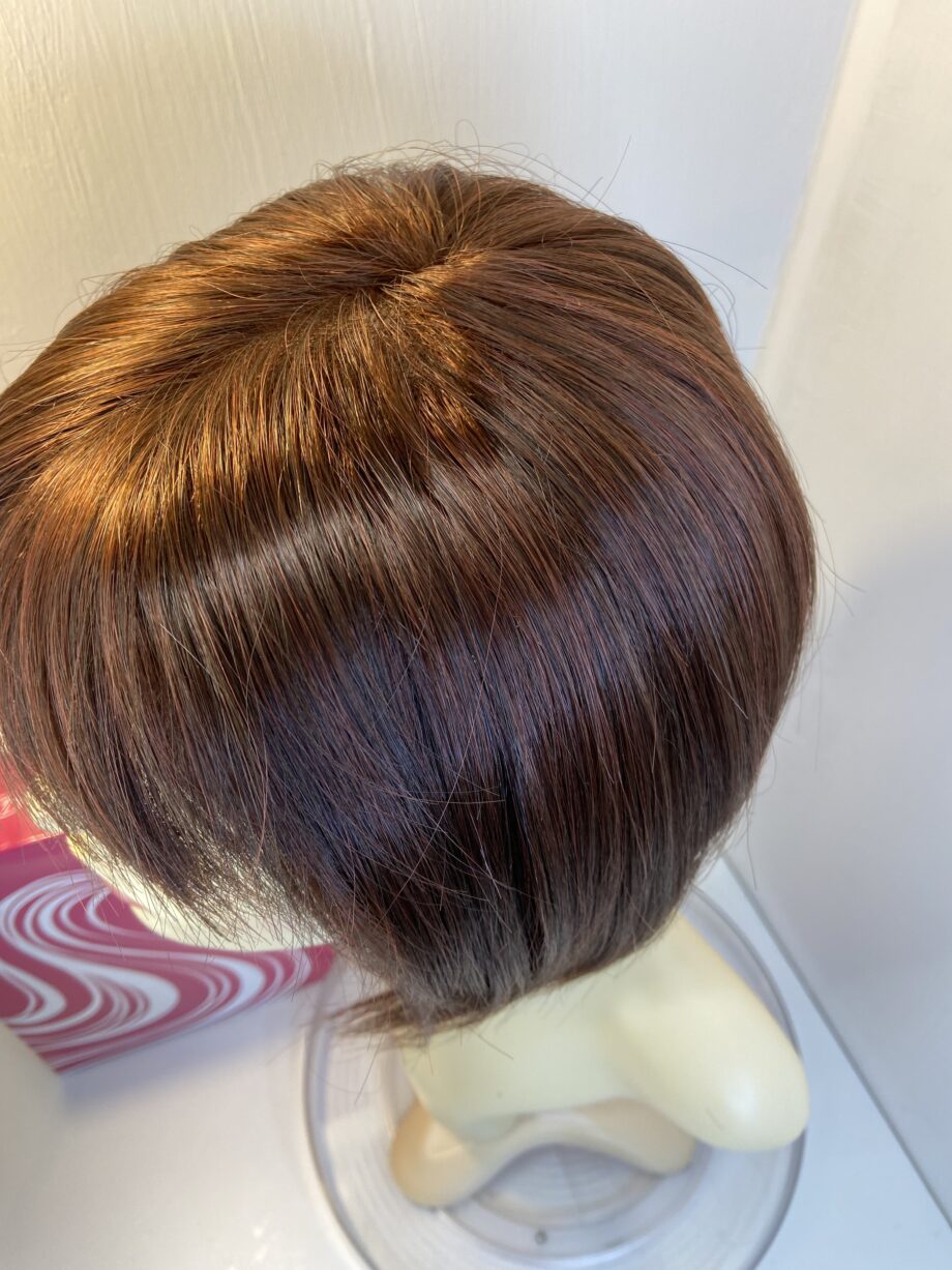 Stunning burgundy Dimples wig. Bbrms415