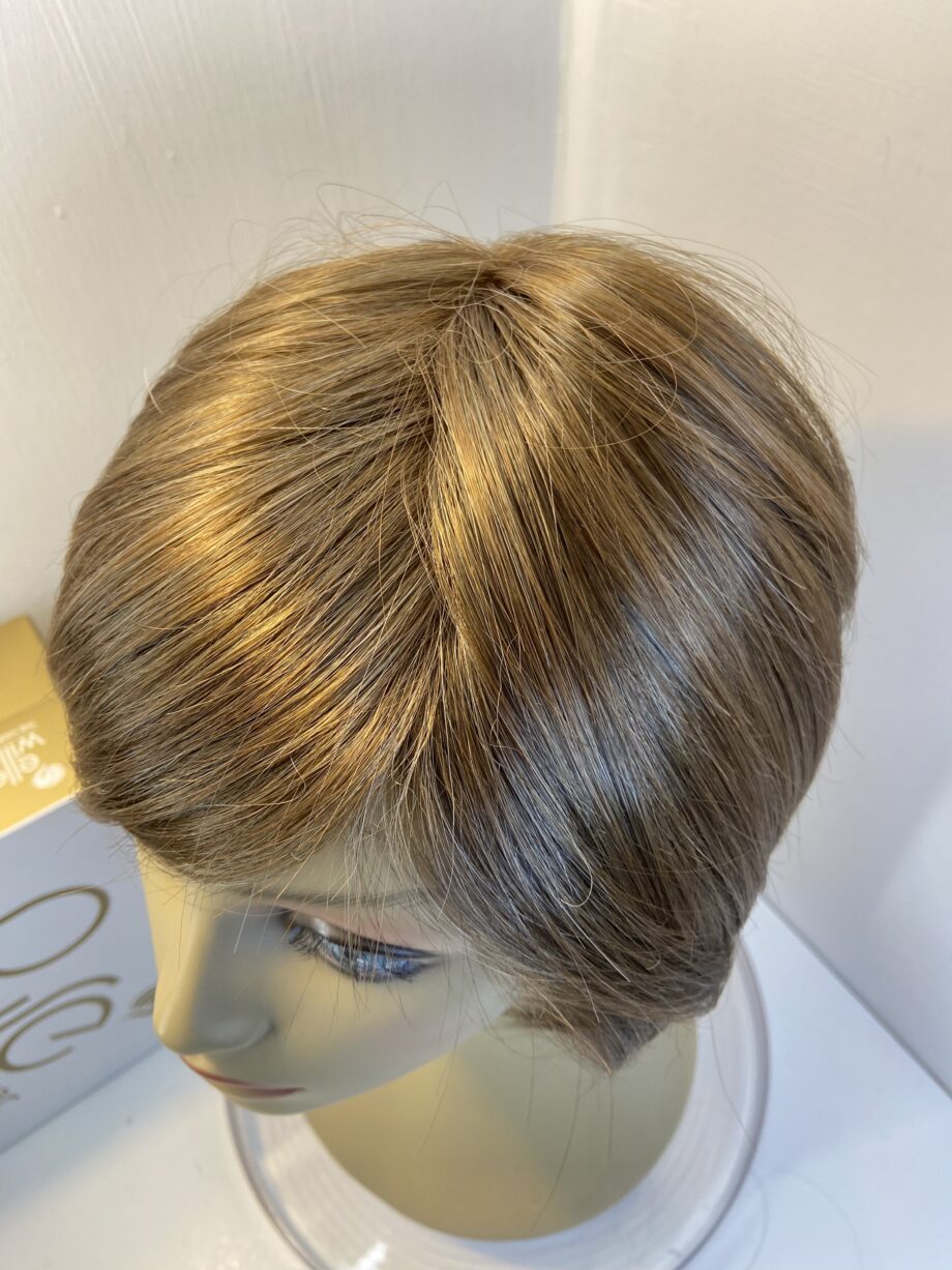 Super soft feather collection brown wig. Bbrms417