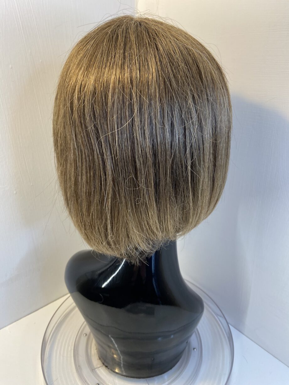 Freestyle brown wig. Brms818