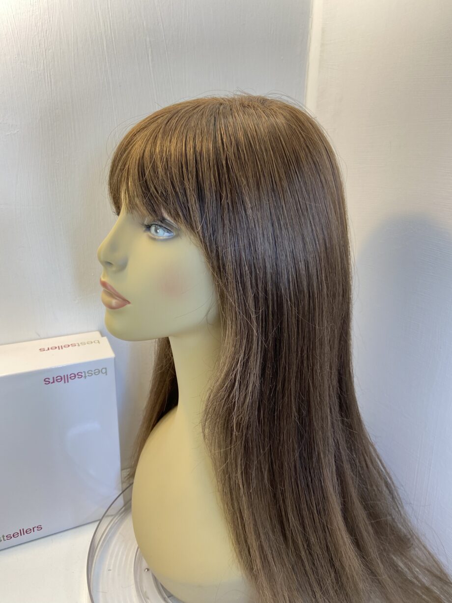 Extra Long chestnut brown wig. Bbrls418