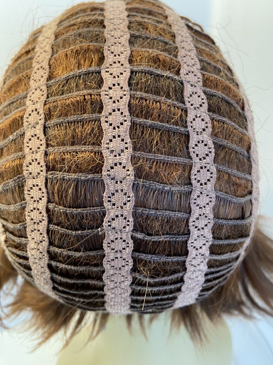 Red mid length wig. Rms418