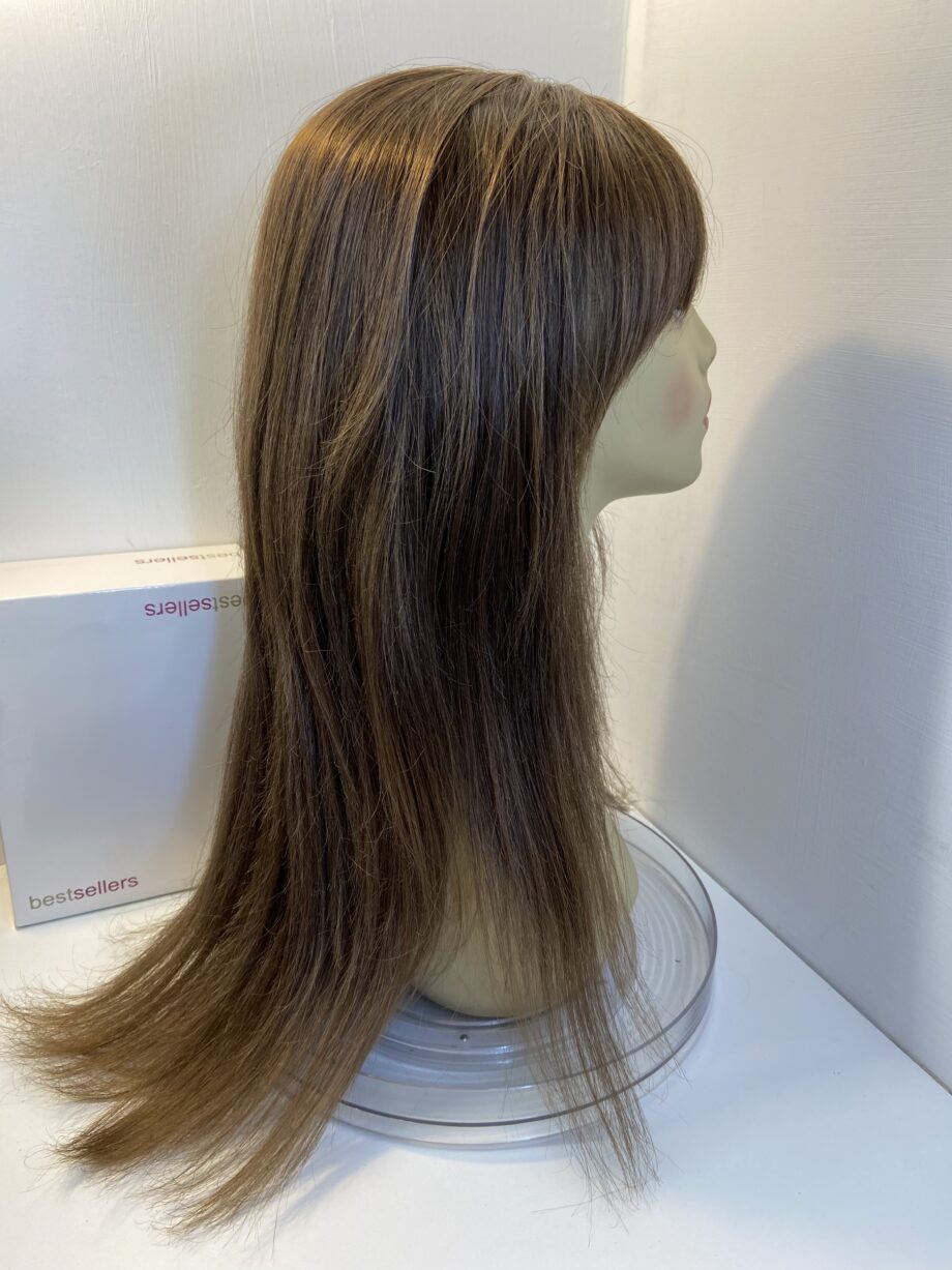 Extra Long chestnut brown wig. Bbrls418