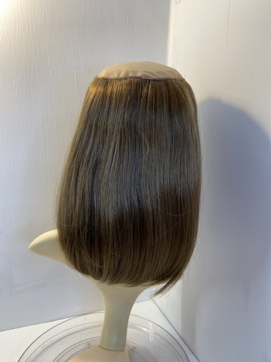 Long brown hair piece. Brls648