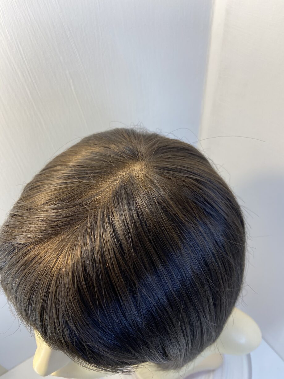 Brown mid length wig. Brms812