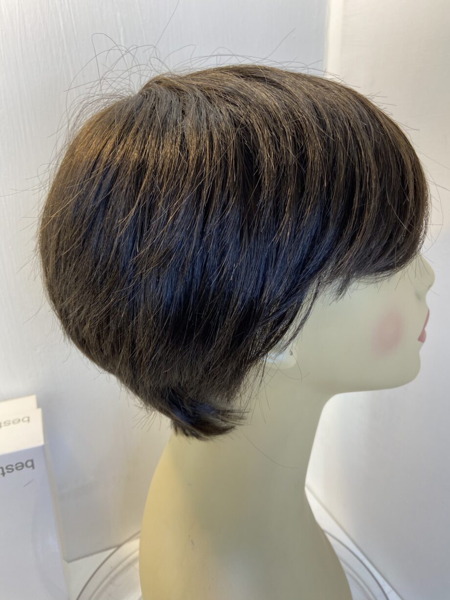 Short dark brown wig. Brss418
