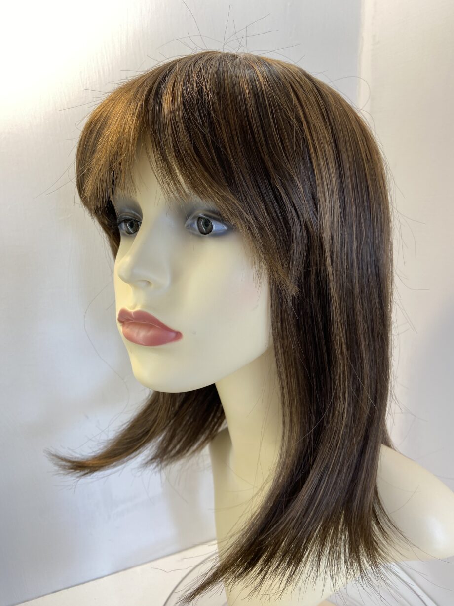 Long brown Rene of Paris wig. Brms564