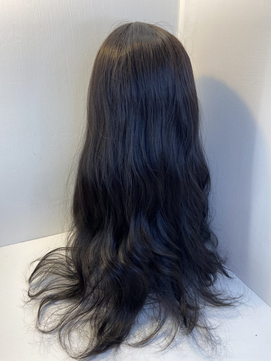 Extra long wavy wig. Brlw811