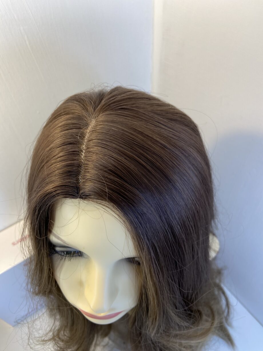Extra long brown wig. Bbrlw417