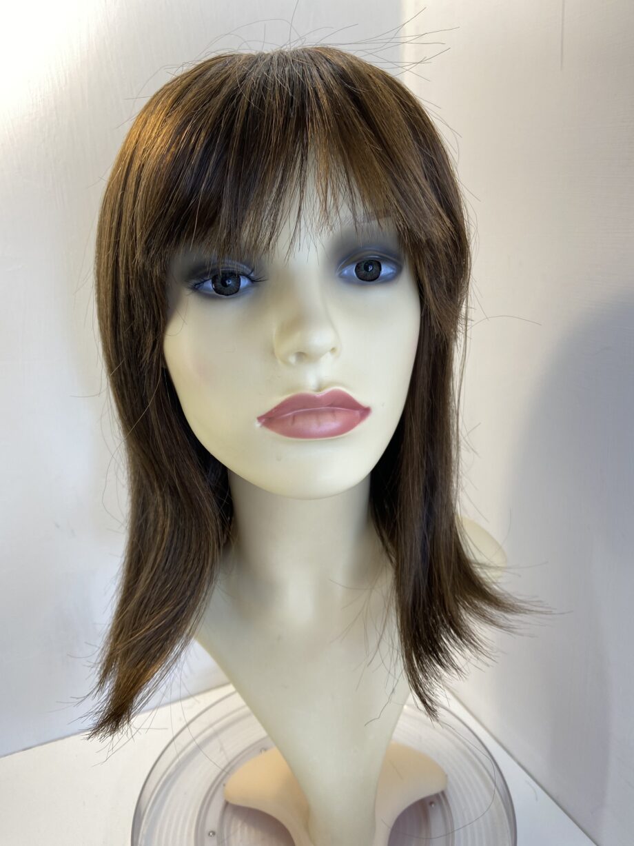 Long brown Rene of Paris wig. Brms564