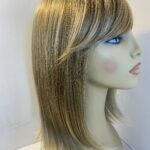 Stunning blonde mid length wig. Blls566
