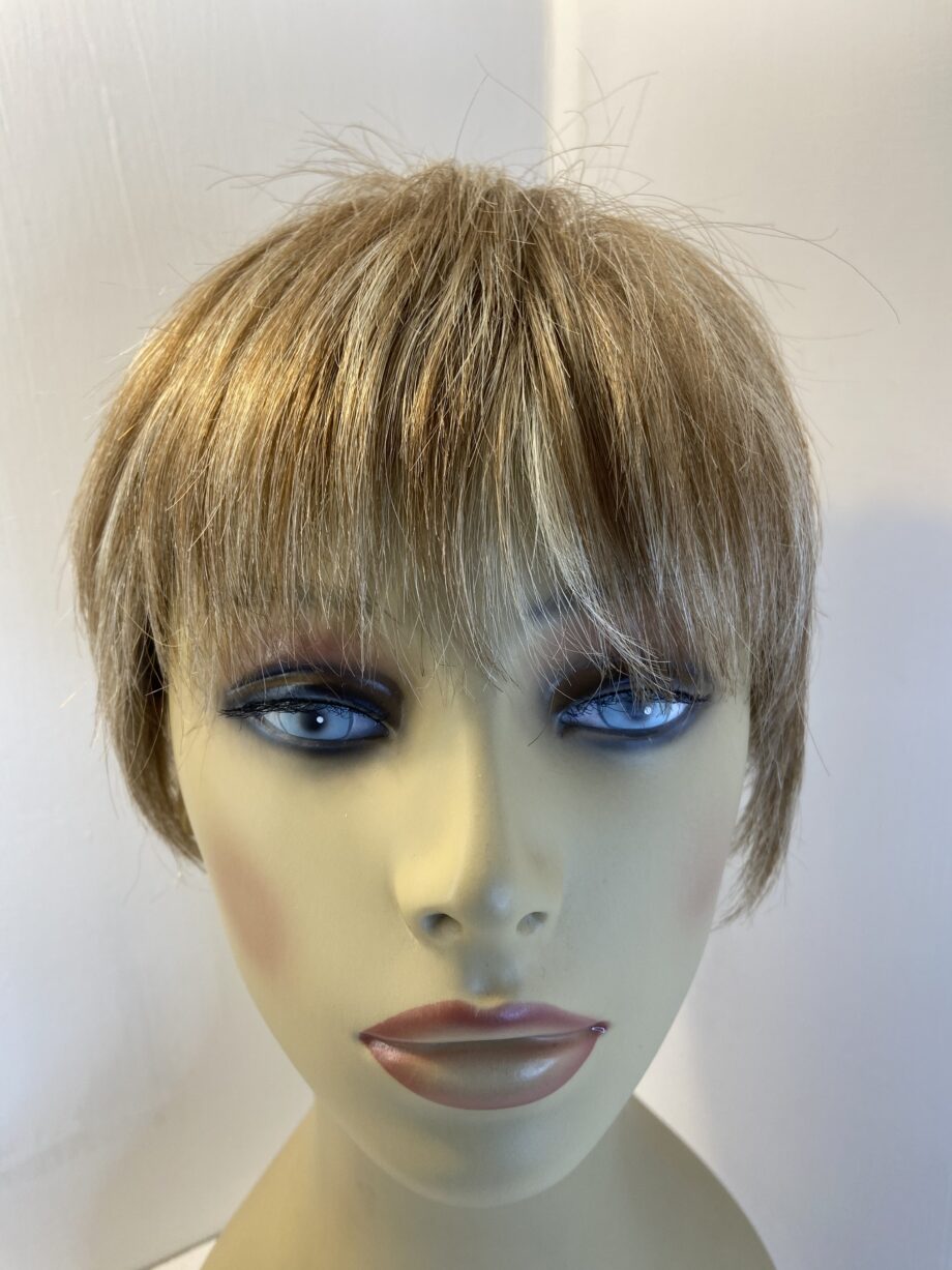 new blonde Rene of Paris wig. Blss576