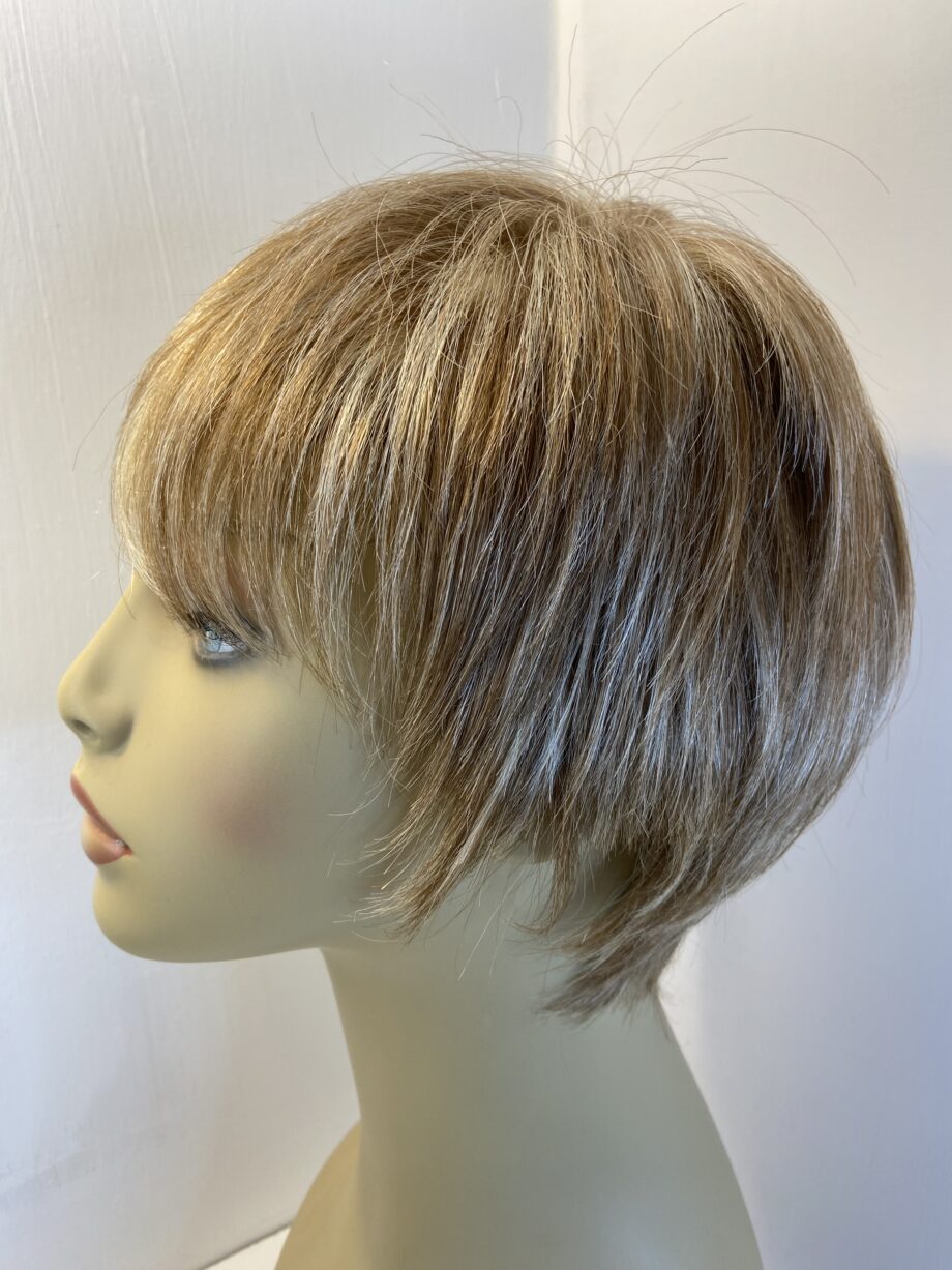 new blonde Rene of Paris wig. Blss576