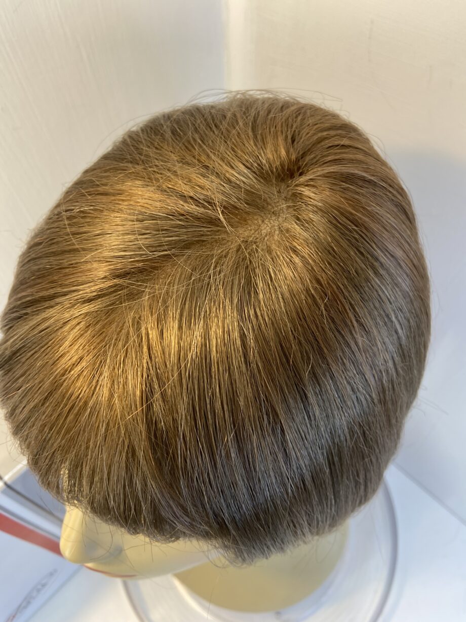 New hair world brown boxed wig. Bbrms428