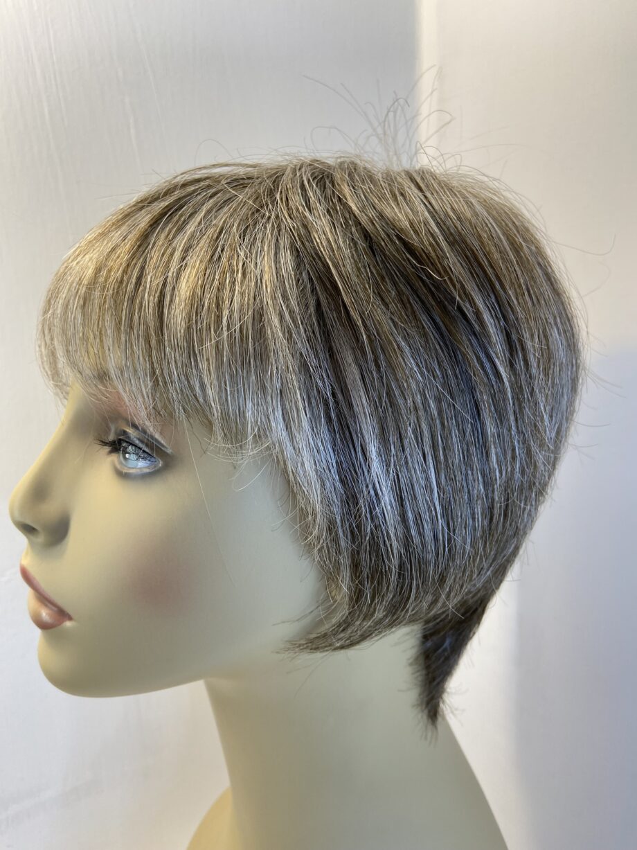 Lotus grey short new wig. Gss421