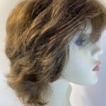 Brown wavy long wig. Brlw424