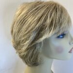 Blonde wig. Ssw429