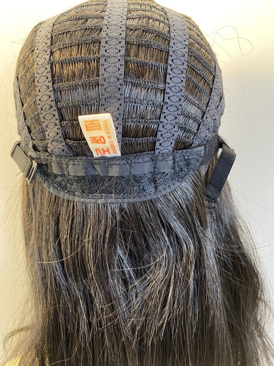Very long dark brown  new wig. Blls438