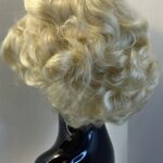 New wavy blonde wig. Blmw6511