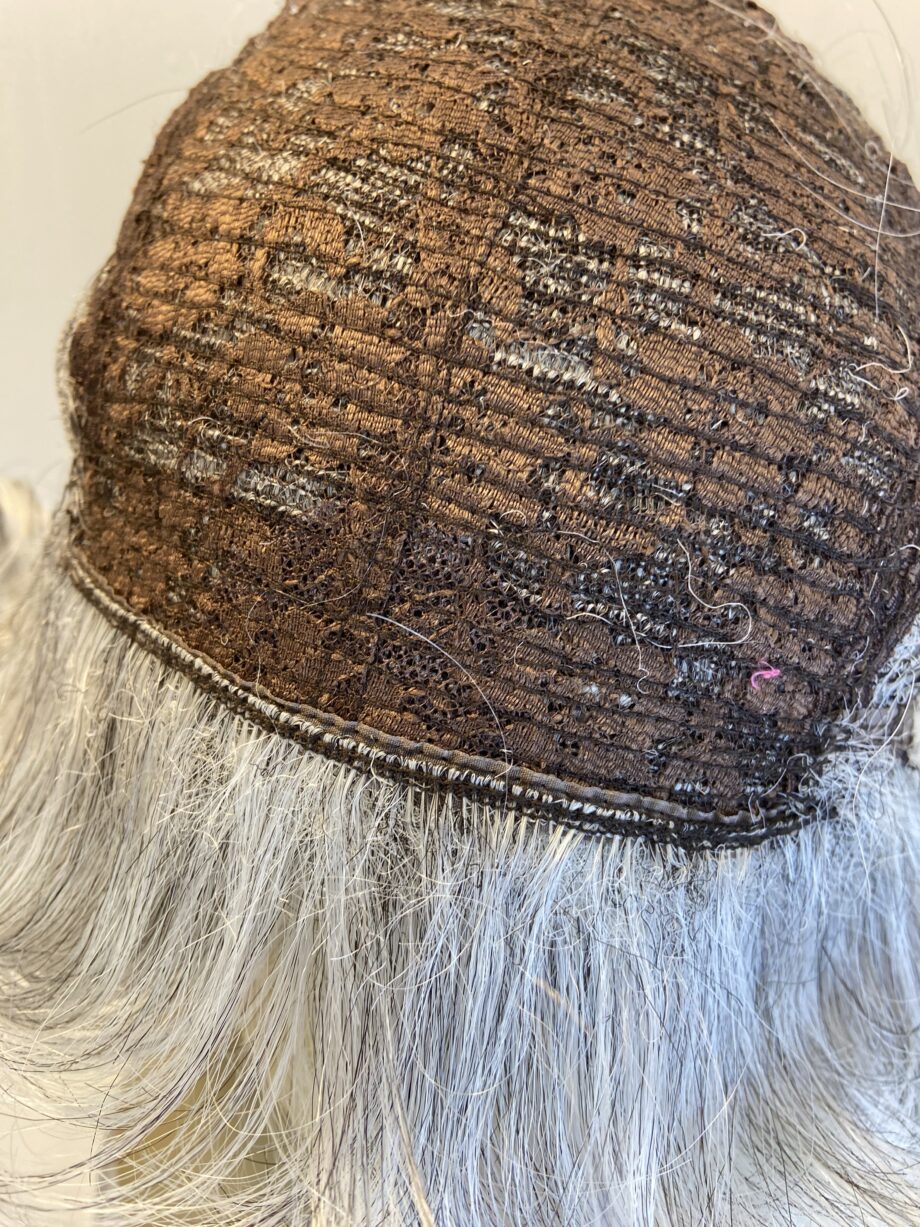 Silver grey mid length new wig. Gmw582