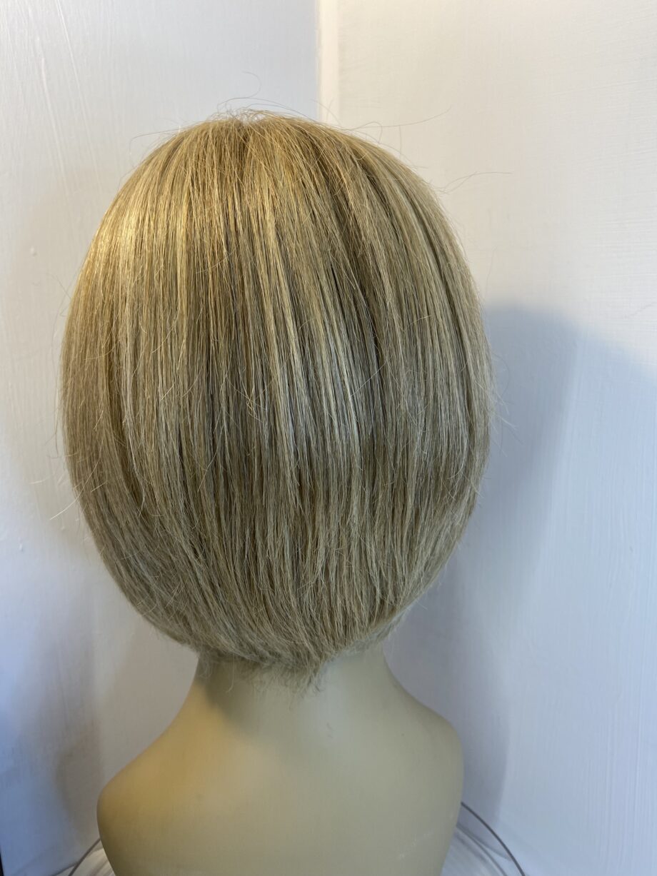 Beautiful Rene of Paris blonde Bob. Bblms433