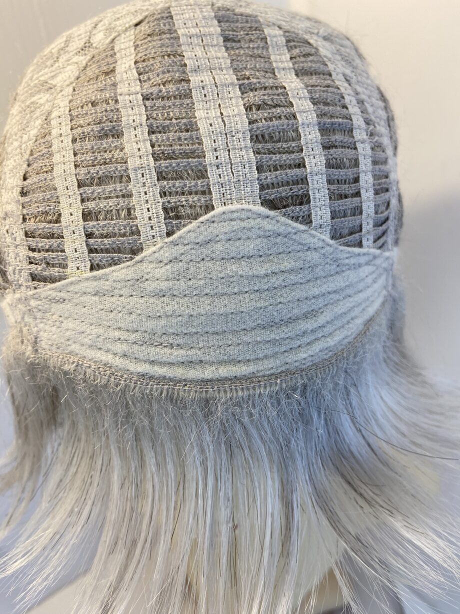 Gabor says over grey wig. Sblms585