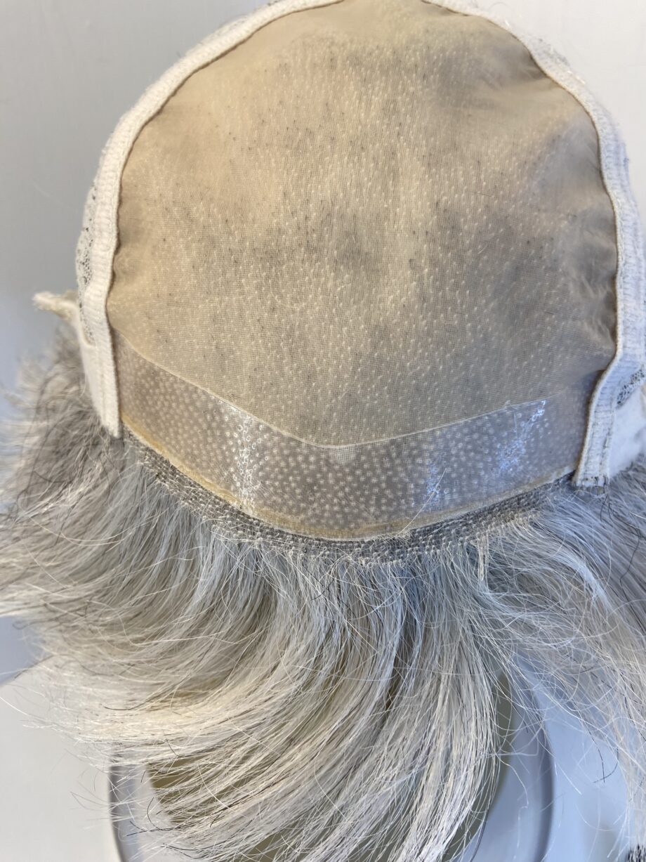 Soft cap silver grey wig. Gss592