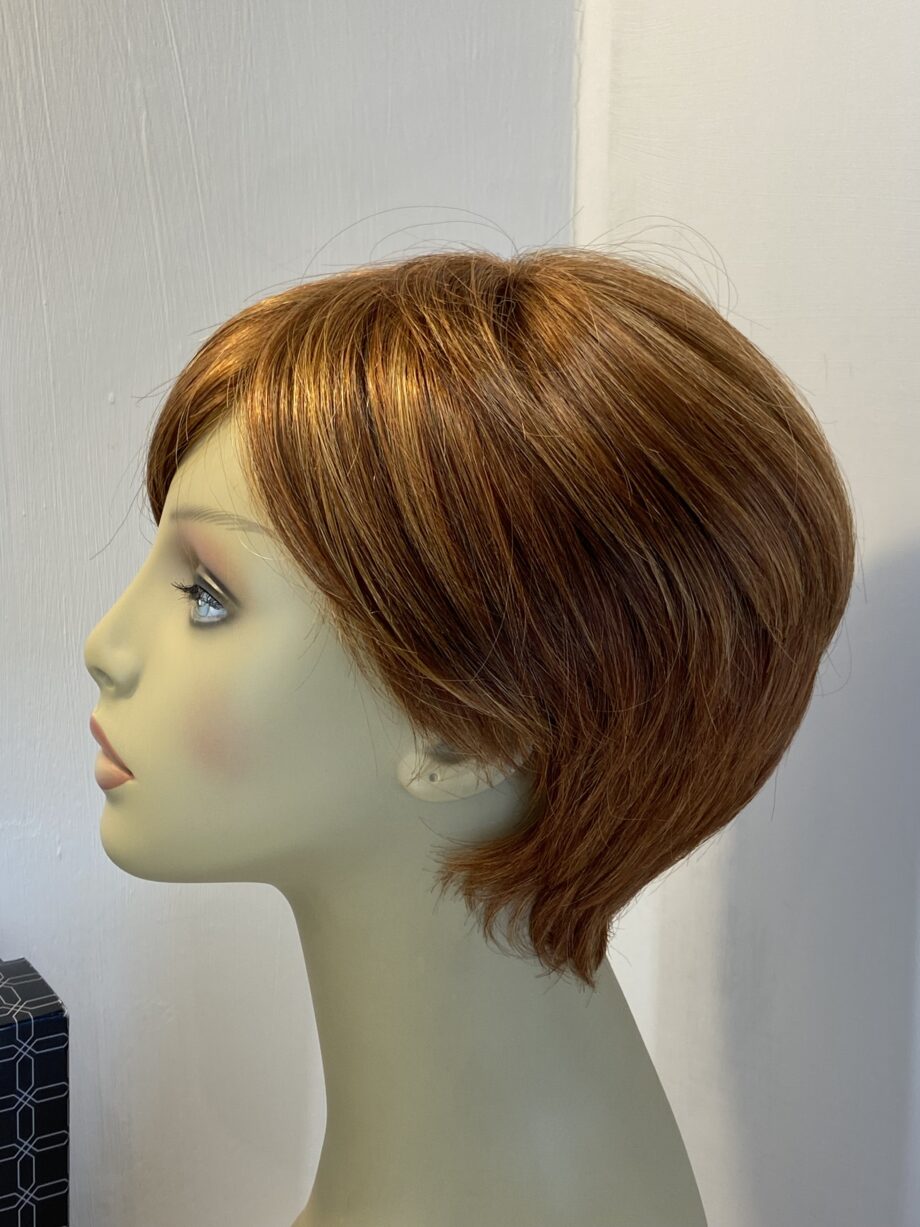 Light red short new wig. Bbrss435 red.