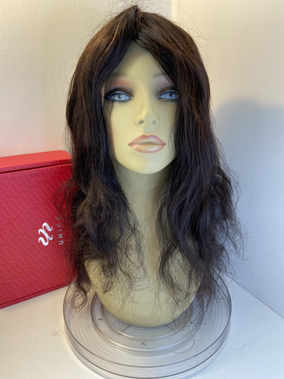 New long wavy brown wig. Bblalw438