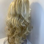 Long curly blonde wig. Bllc330