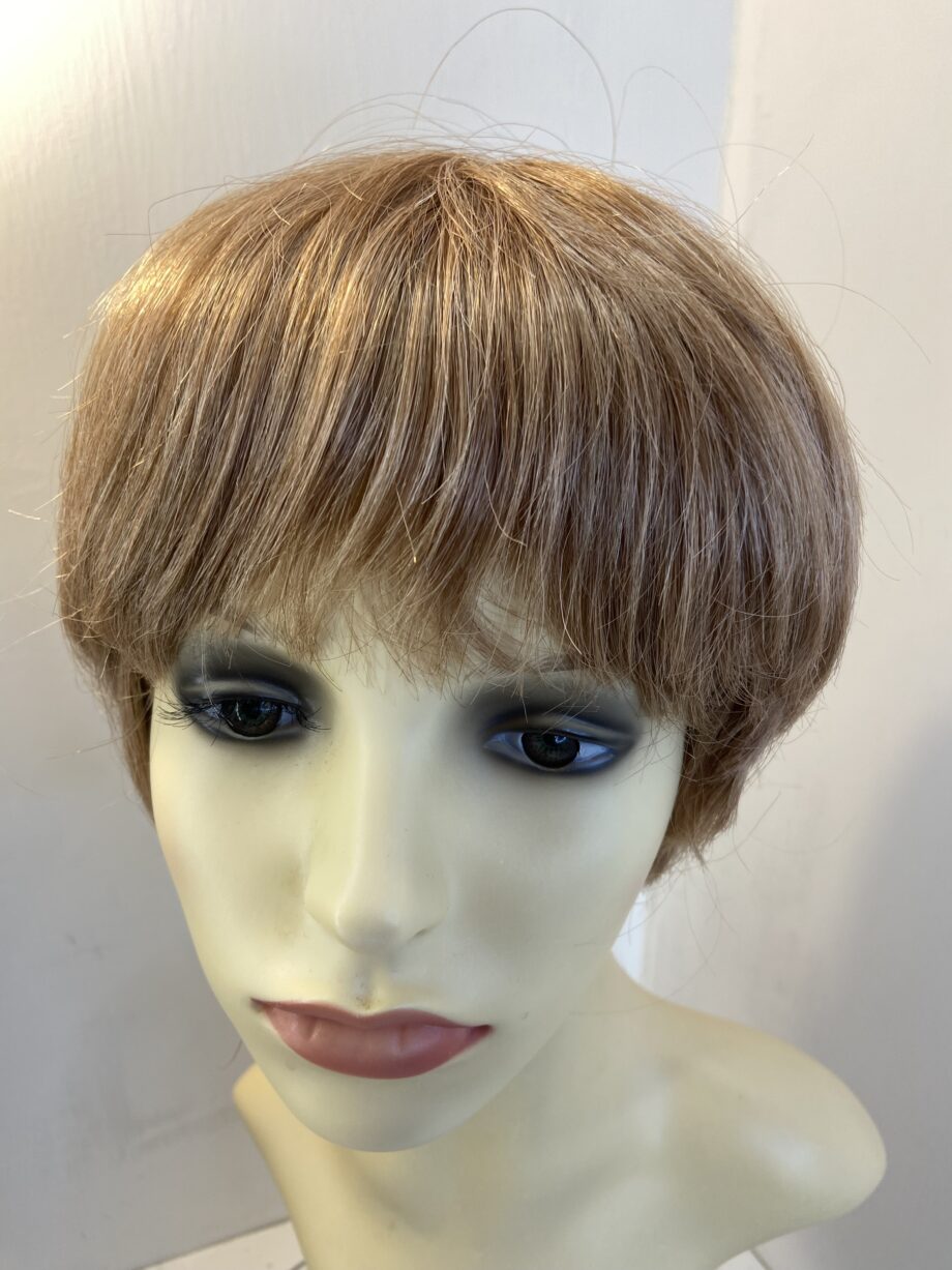 Soft light pink wig. Pinkss336