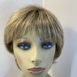 Blonde rooted wig. Blss598