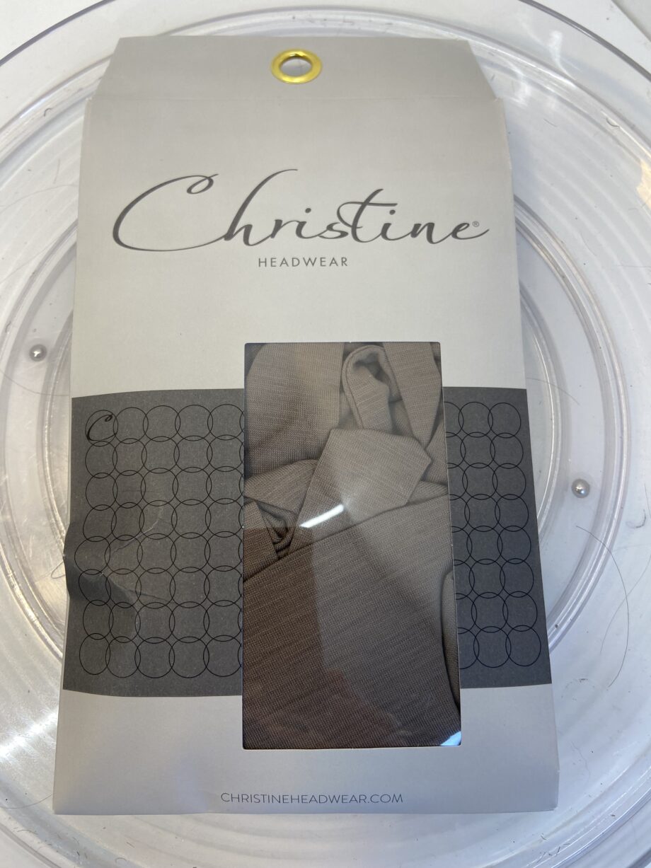 Christine turban with ribbons. 79