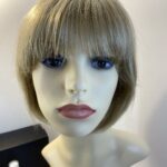 Blonde sentoo collection wig and products. 442