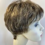 Short as new brown wig. Brss823