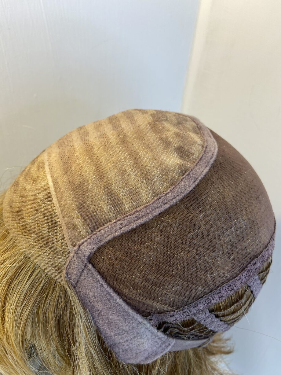 Honey blonde long natural inspired wig. Bblms443