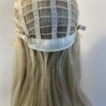 Rooted long blonde wig. Blls835