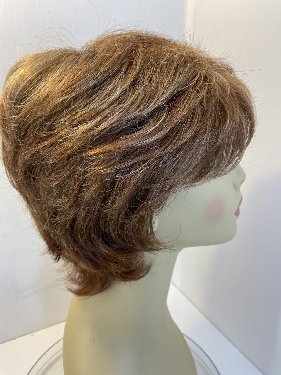 Red short wig. Rsw838