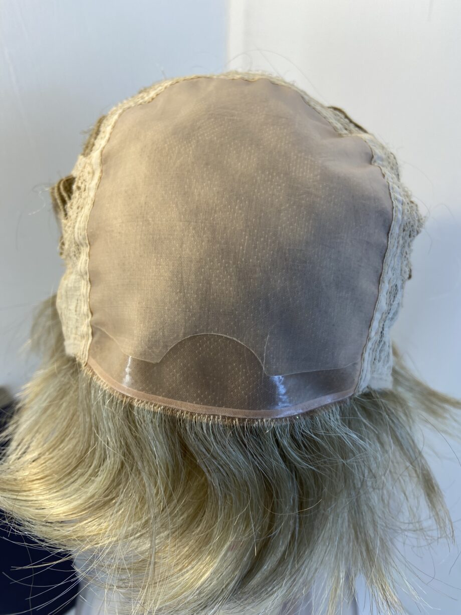 Beautiful blonde Amore wig. Bblss451