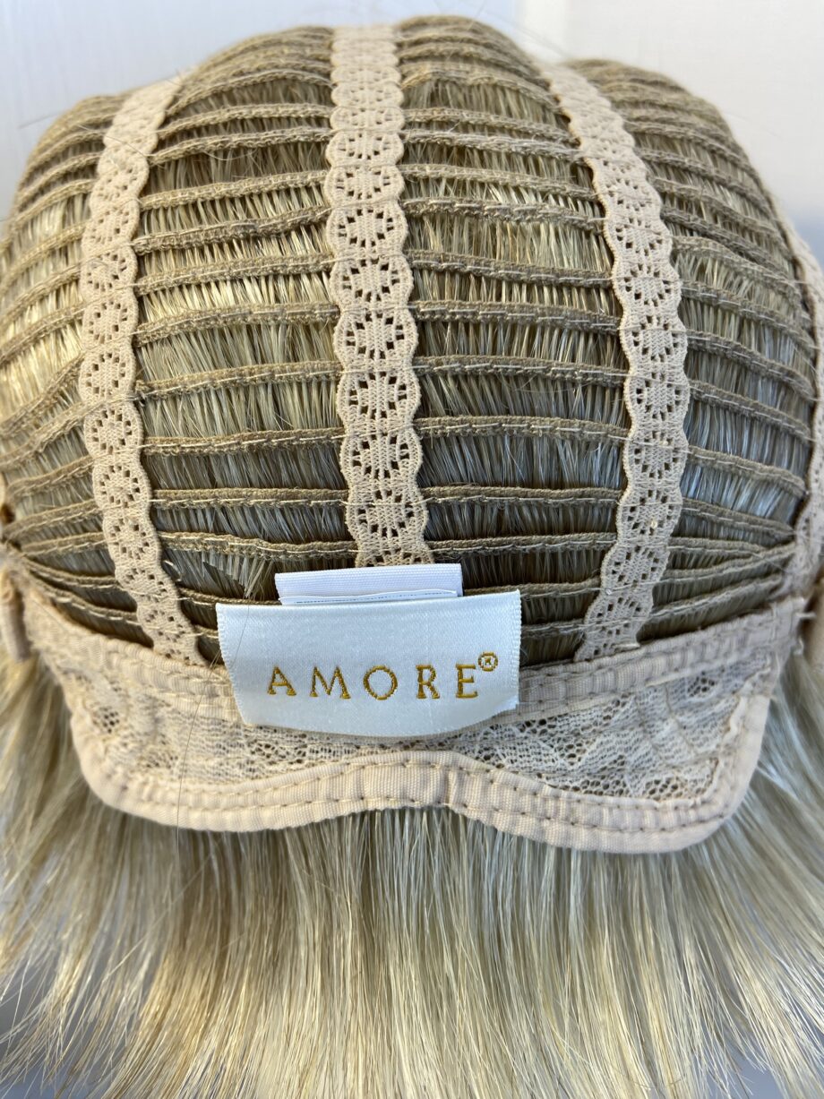 Beautiful blonde Amore wig. Bblss451