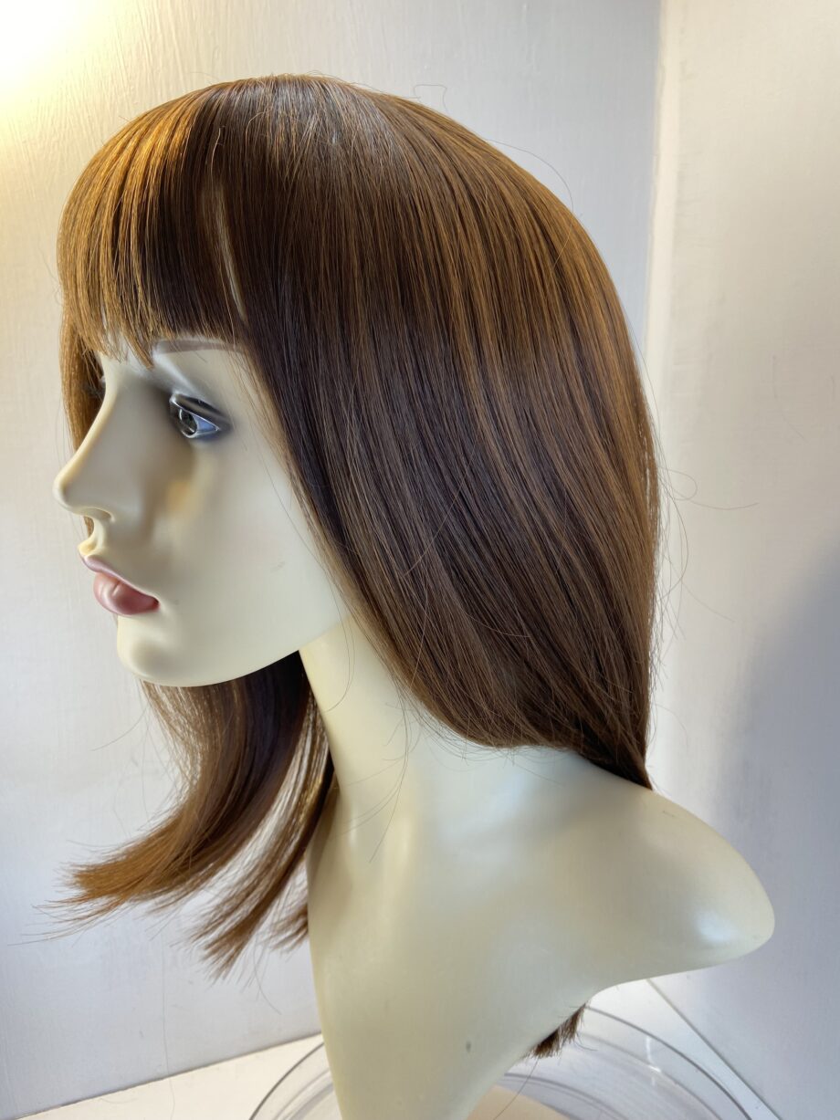 New fabulous long brown wig. Brls37