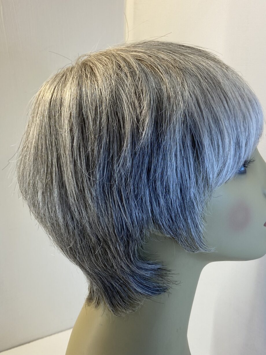 Short grey Rene of Paris wig. Gss41